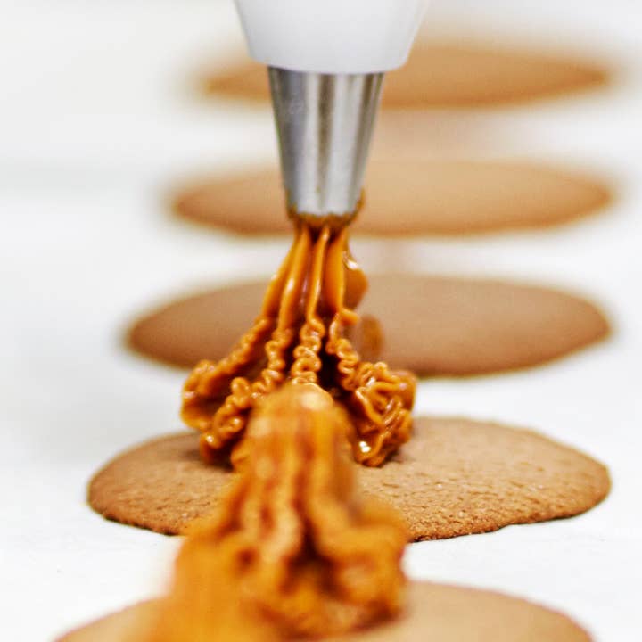 Wooden Table Baking Company - Wholesale Cookie - Snickerdoodle Alfajores Cookies - Box of 4