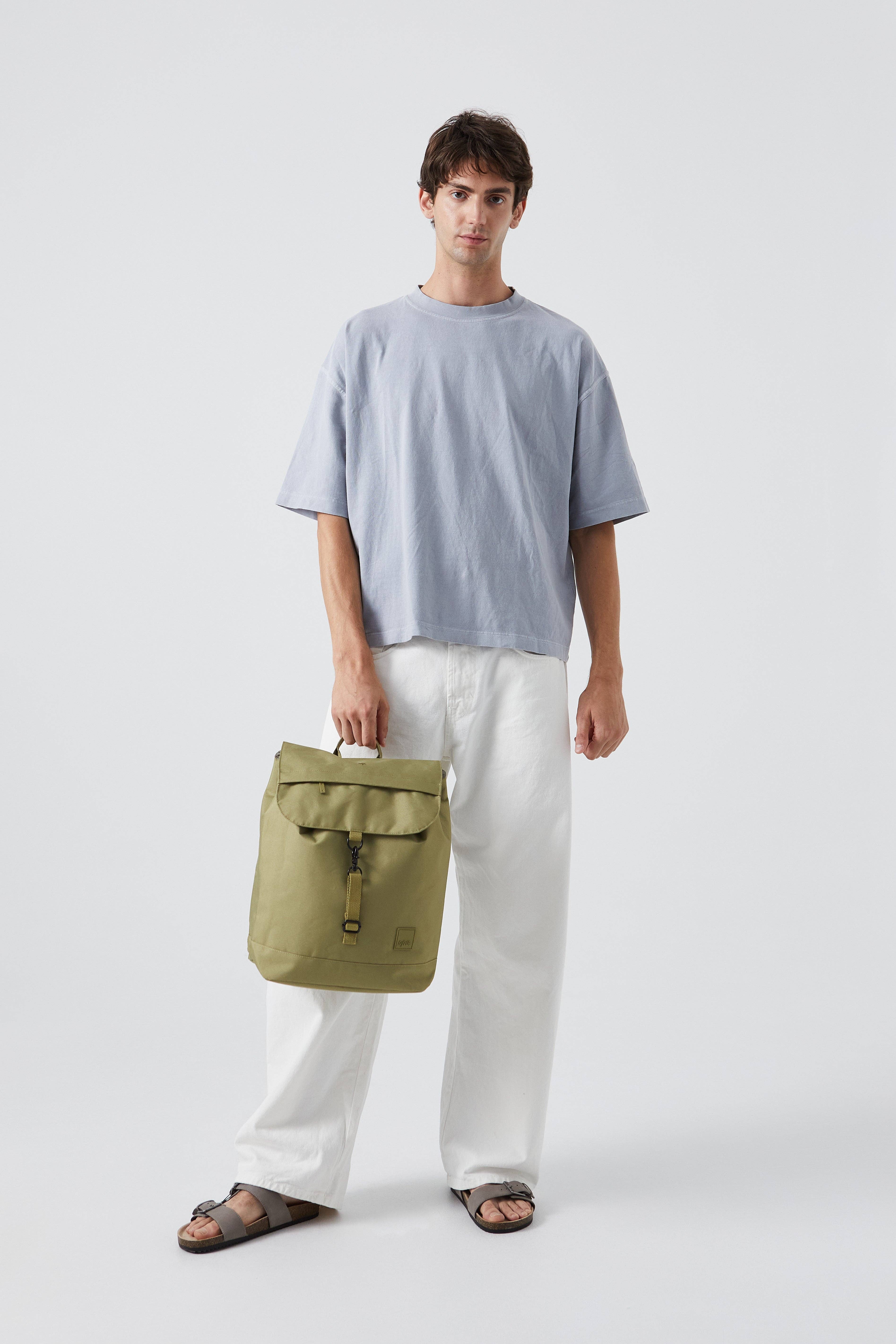 Kaut Backback Cedar for wholesale on Faire1