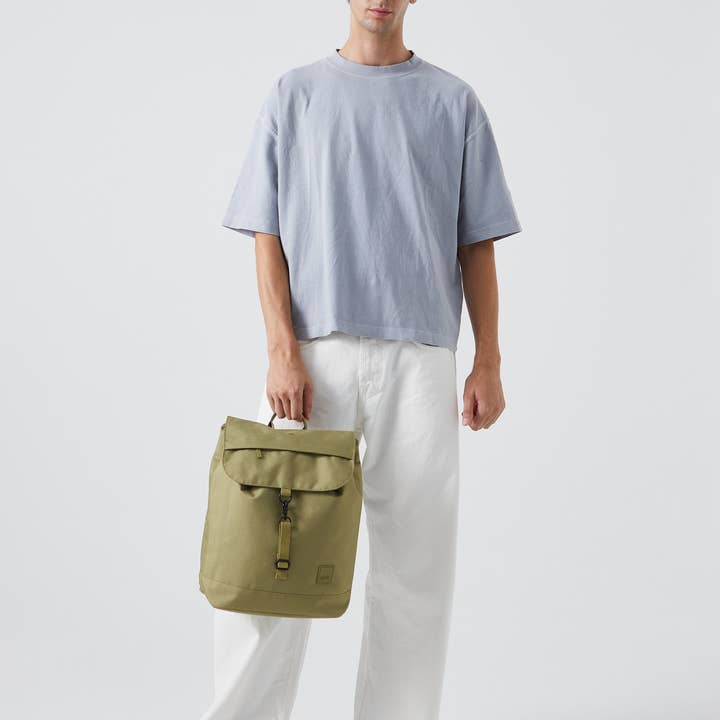 Kaut Backback Cedar for wholesale on Faire1