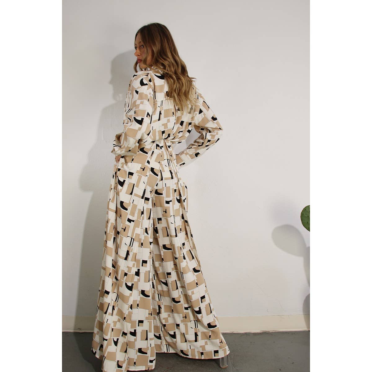 TAUPE MULTI SHIRTS AND PANTS SEST for wholesale on Faire13