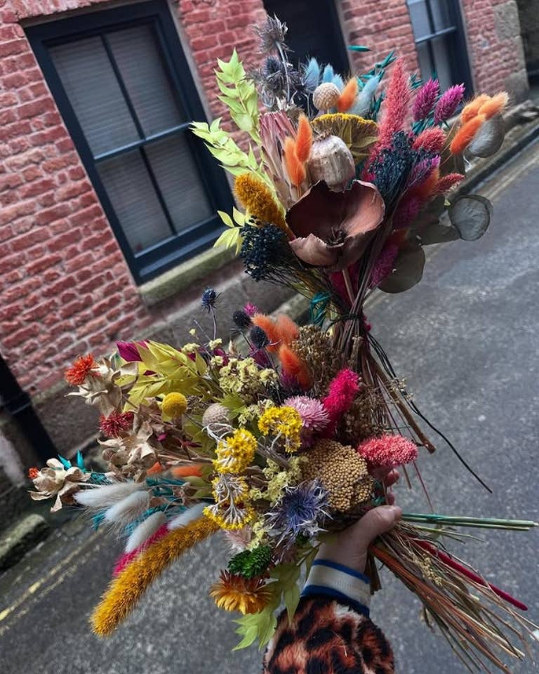 Hazel & Twine – wholesale Dried/pressed flowers – Florist Pic - Medium Brights Dried Flower Bouquet Bunch 1