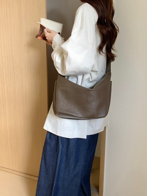 Pretty Persuasions - Wholesale Shoulder Bag - Women's - P25082 Microfiber Leather Shoulder Bag2