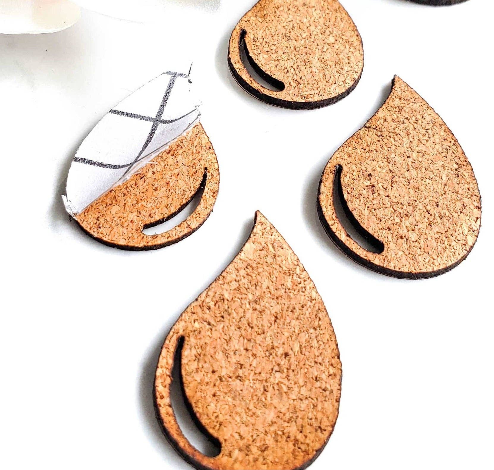 A Dash of Kinship - Wholesale Reed Diffuser - Cork Diffuser Stickers | Drops - Single1