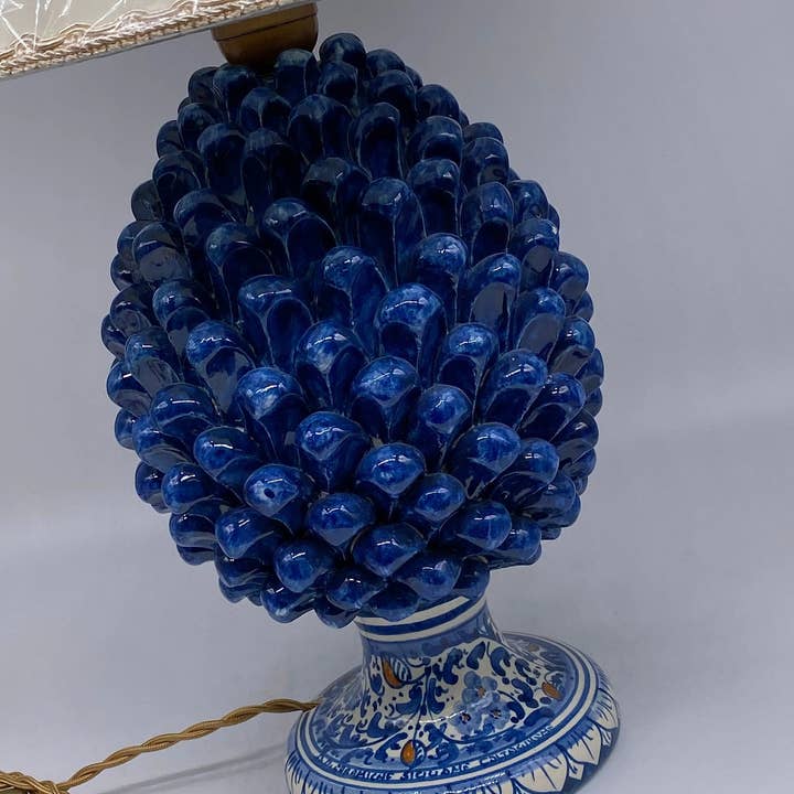 DD Ceramiche Siciliane - Wholesale Accent/Desk Lamp - Caltagirone Ceramic Pigna Lamp cm H.30 Handmade Antique Blue Decorated Base1