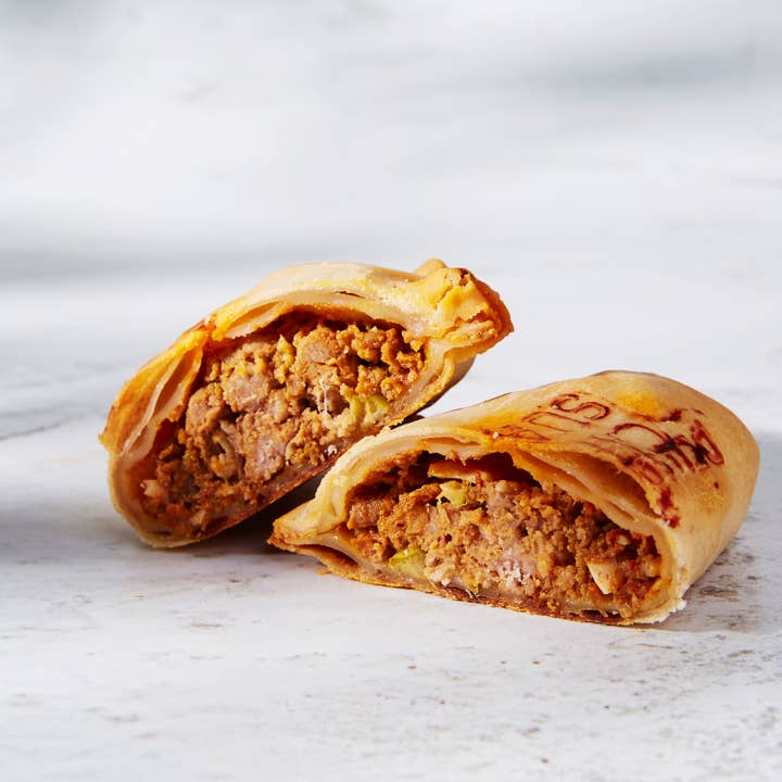 The Deli Society - Venta al por mayor Comida preparada de larga conservación - Empanada de ternera tradicional ~ 100 g