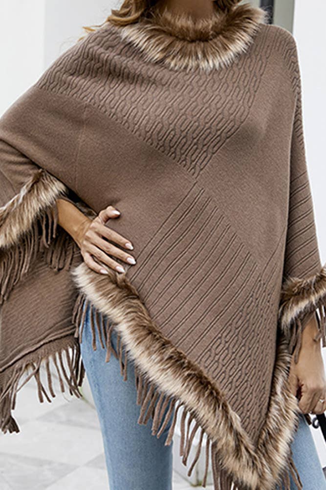 UNISHE - Wholesale Cape - Women's - Plain Tassle Hem Fleece Cape MMY1511