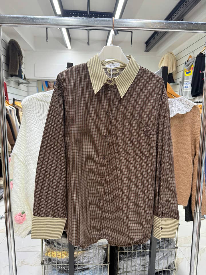 Chilli Girl Collection - Wholesale Button Down Shirt - Women's - Oversize checkered shirt with pocket details1