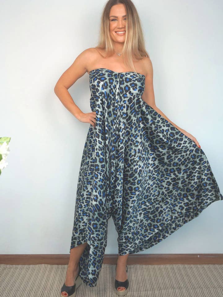 Jumpsuit van The Harem - Twilight Jungle Satin voor wholesale door Neon Star