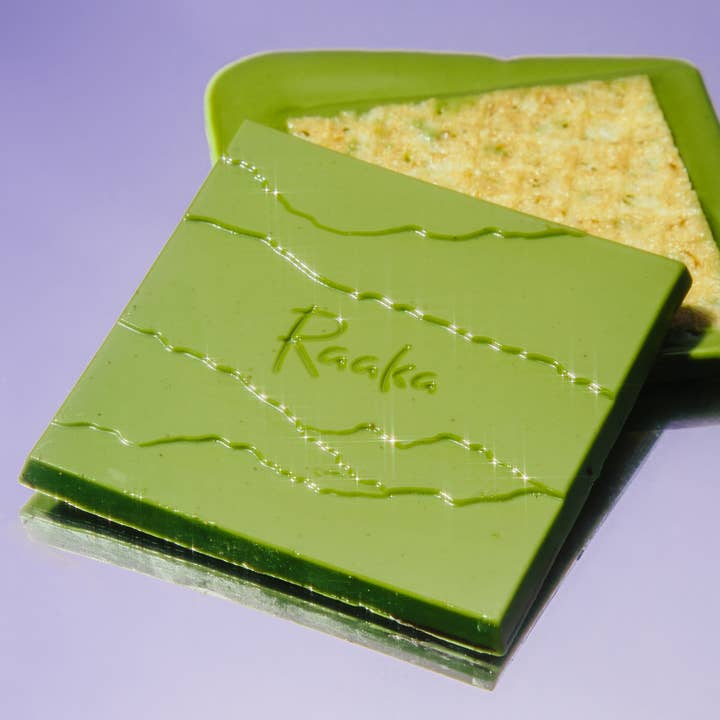 Raaka Chocolate - Wholesale Chocolate Bar - Matcha Dipped Waffle Cone White Chocolate Bar9