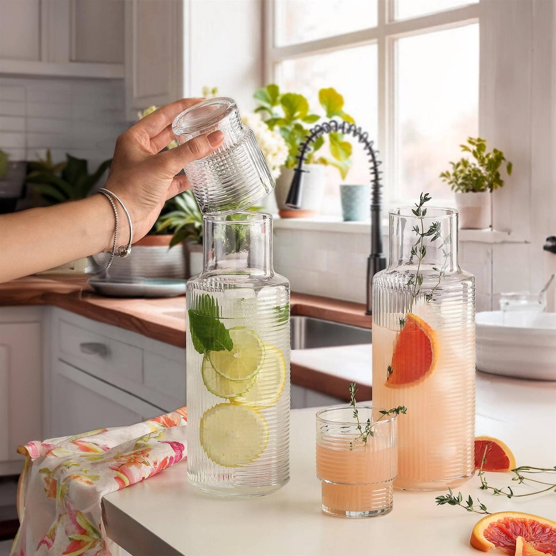 Rinkit Ltd - Wholesale Carafe - 1.2L Helen Glass Carafe1