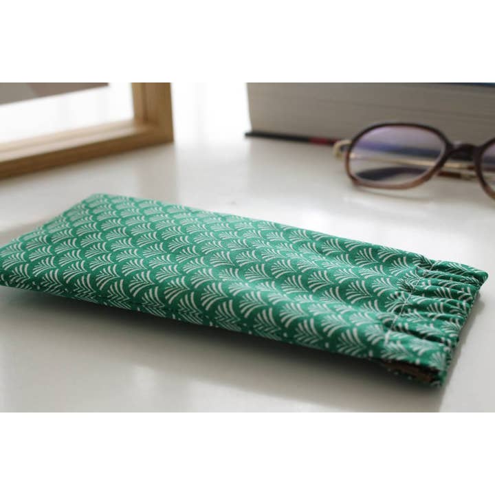 Sabrina Trefle - Wholesale Eyewear Cases & Holders - Women's - Edna fan glasses case2