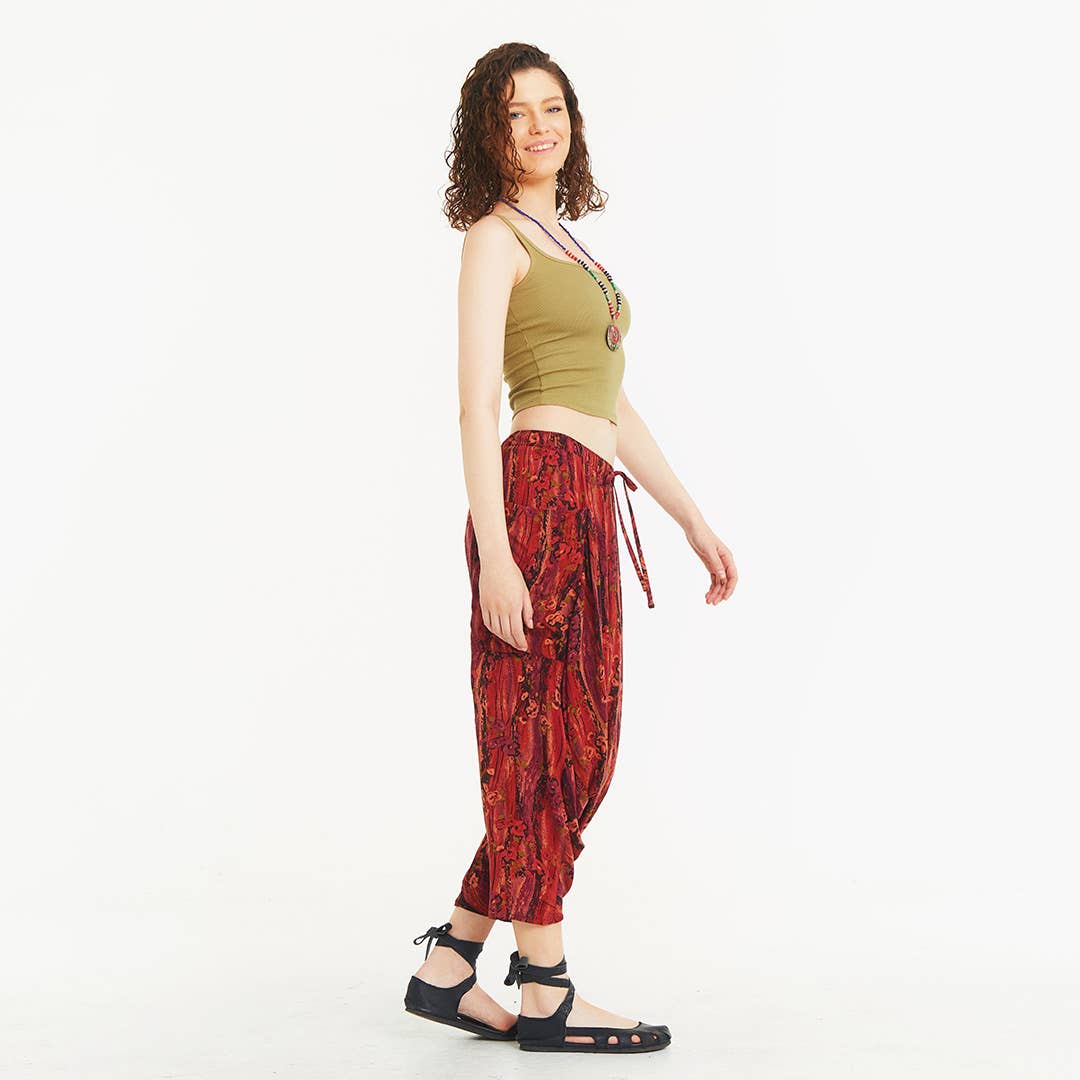 Los Banditos - Wholesale Pants - Women's - Red Patterned Elastic Waist Capri Harem Pants3