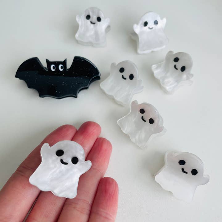 The Wildflower Company - Wholesale Hair Clip - Women's - Pack of 8 Mini Ghost and Bat Claw Clips3
