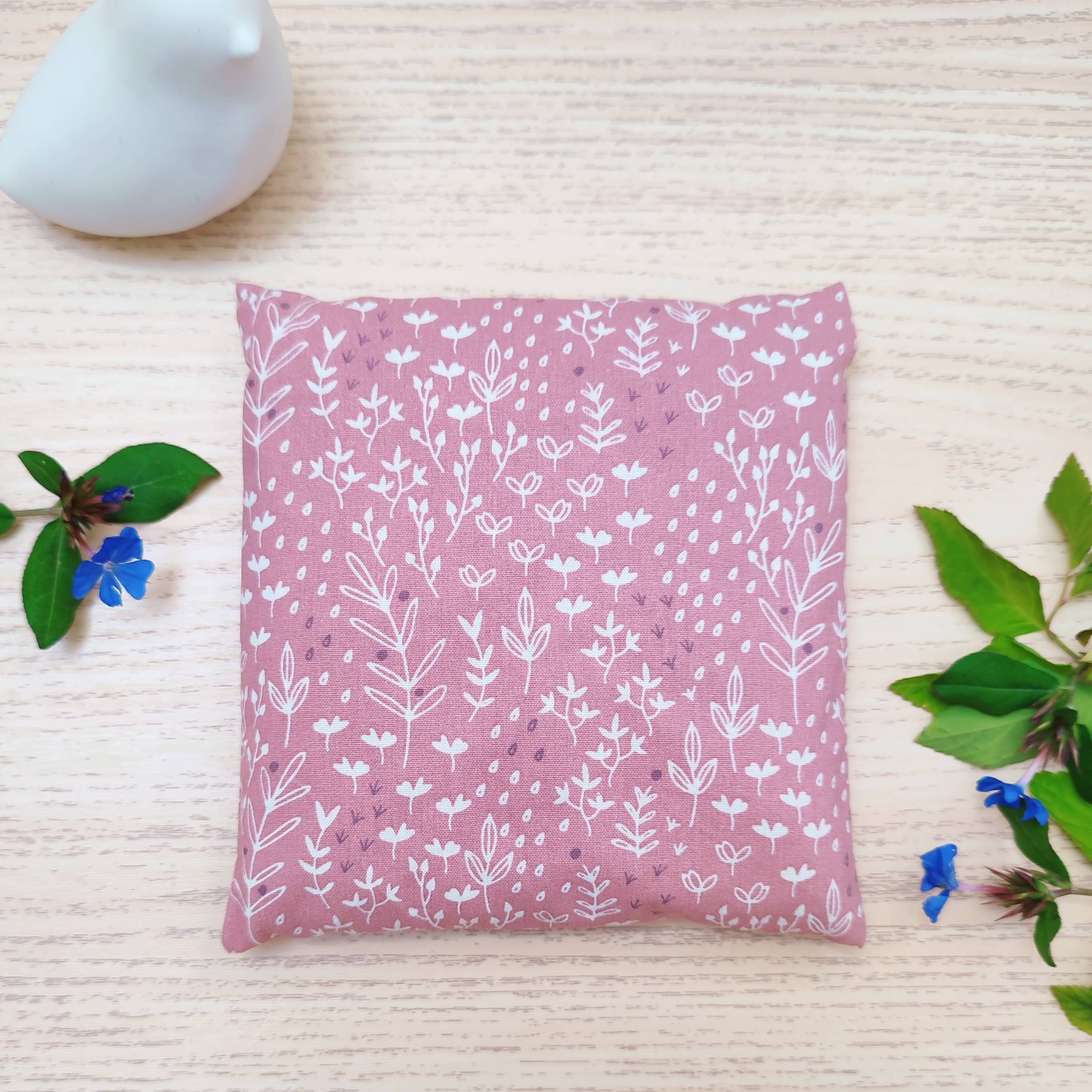 ZOUZOU CAILLOUX - Wholesale Hot/Cold Compress - Cherry pit heating pad pink foliage - 15 cm x 15 cm1