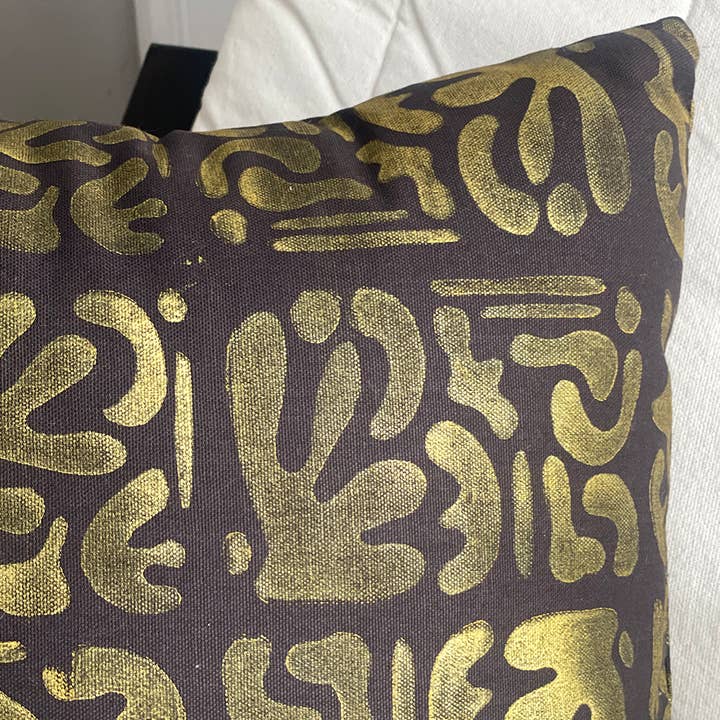 Ginger & Lime Print Shop - Wholesale Throw/Decorative Pillow - Charcoal & Gold Coralish Envelope Pillow Cover with Insert1