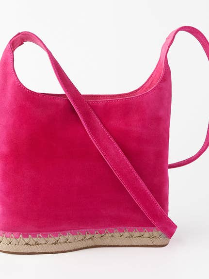 A Camurça Amélia Mini Hobo - Fuchsia por atacado de Sole Purpose Handbags