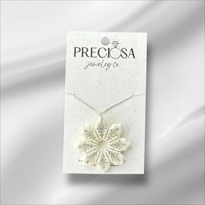Collier Flocon de Neige en Argile pour la vente par Preciosa Jewelry Co.