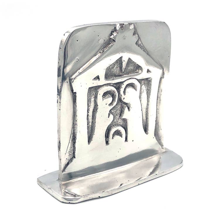 Mangeoire en aluminium recyclé avec base pour la vente par Women of the Cloud Forest