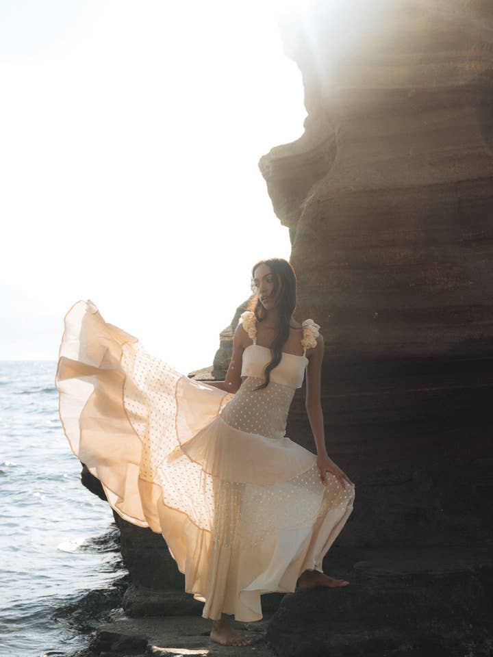 Elektra Luna di Miele per la vendita all'ingrosso da parte di Rebecca Elizabeth