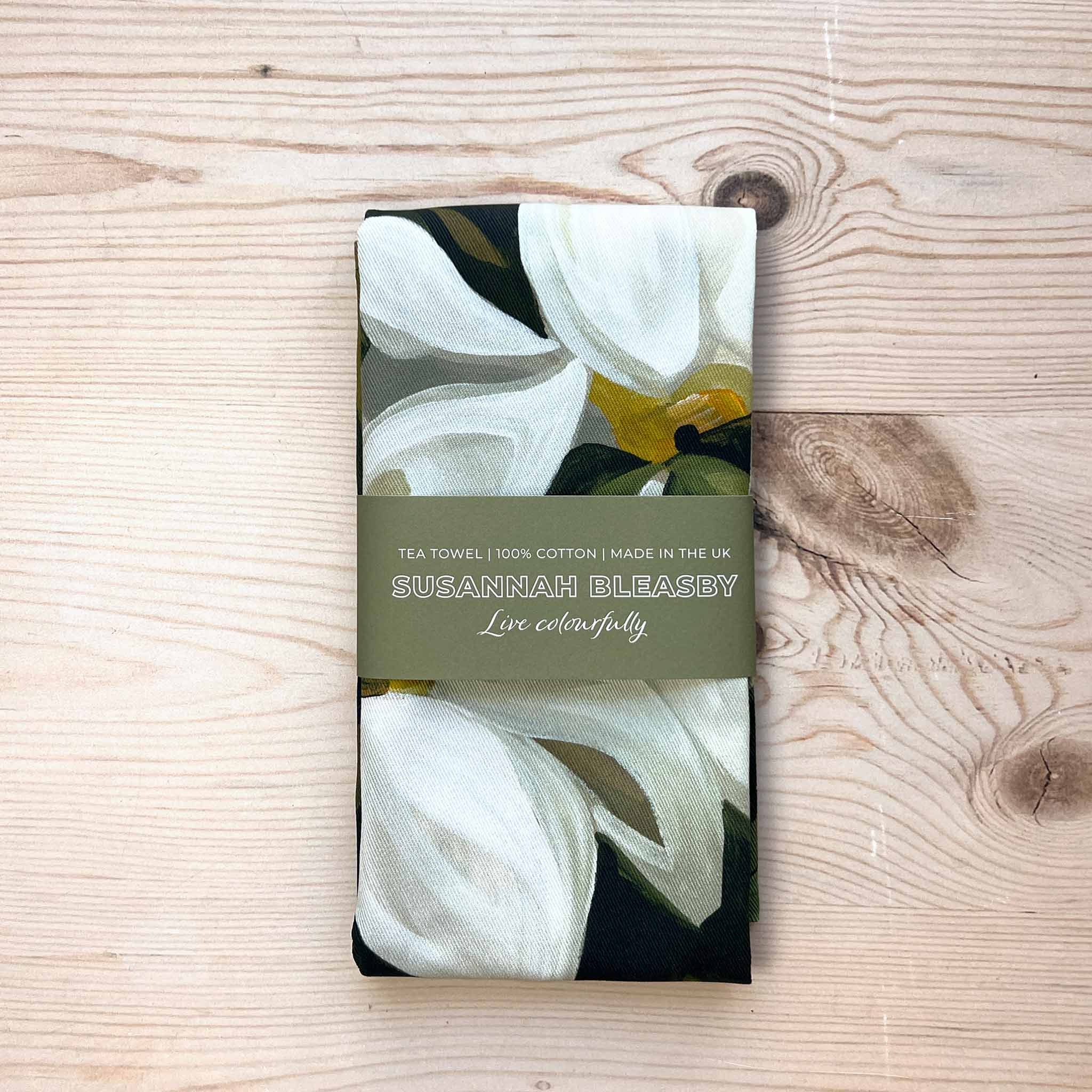 Susannah Bleasby Art - Wholesale Tea Towel - Cotton tea towel | Floral tea towel | 'Stella'1