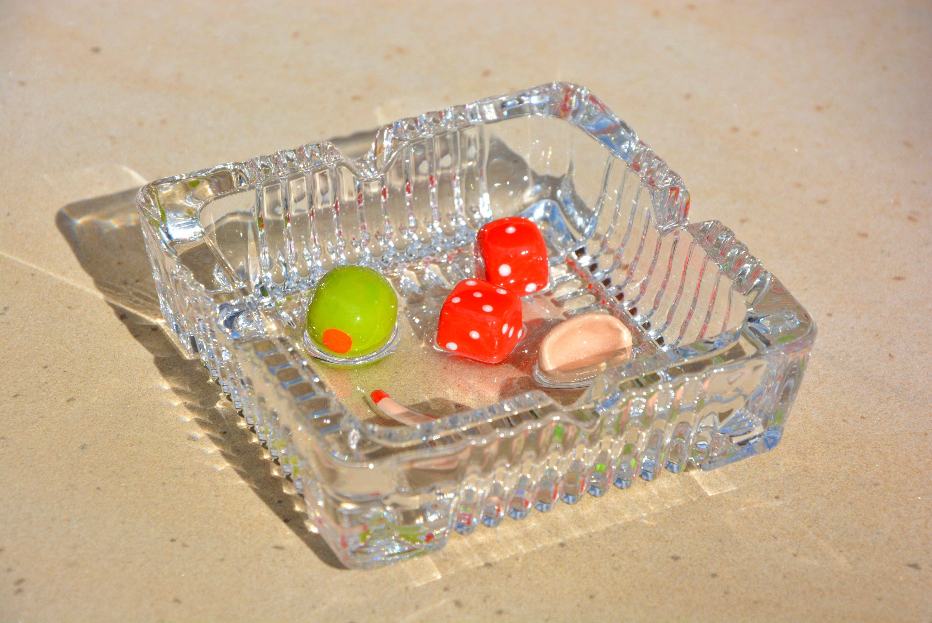 House of Savage – Engroshandel Askebæger – Lucky You Askebæger med keramisk oliven og terninger7