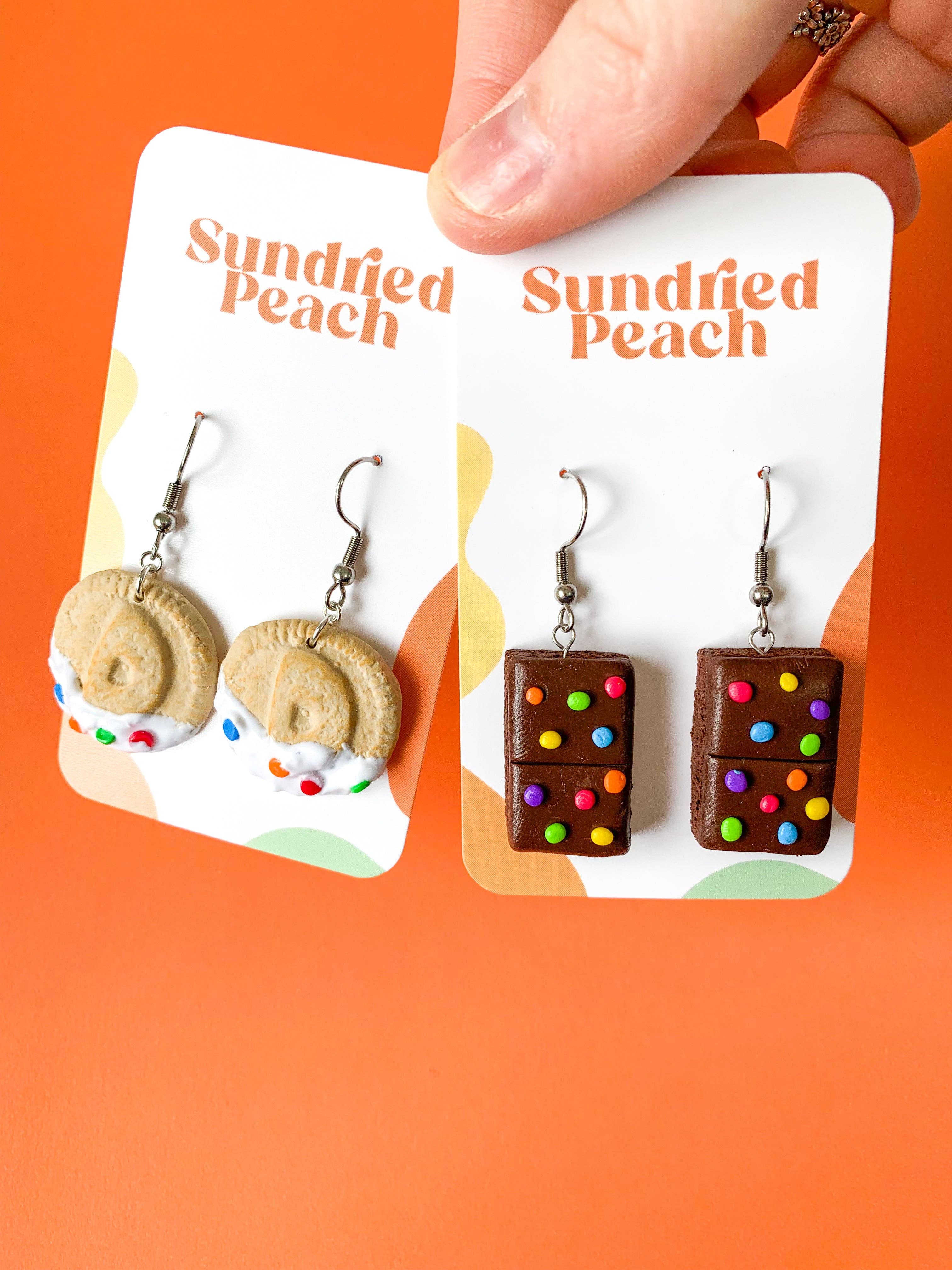 Sundried Peach – Großhandel Ohrhänger – Der 90er-Jahre-Keks mit Zuckerguss3