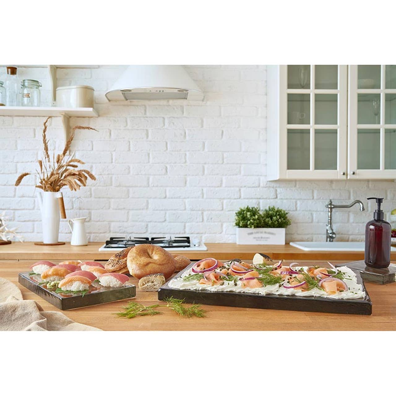 47th & Main (Creative Brands) - Wholesale Decorative Tray - Rectangle Recycled Glass Tray1