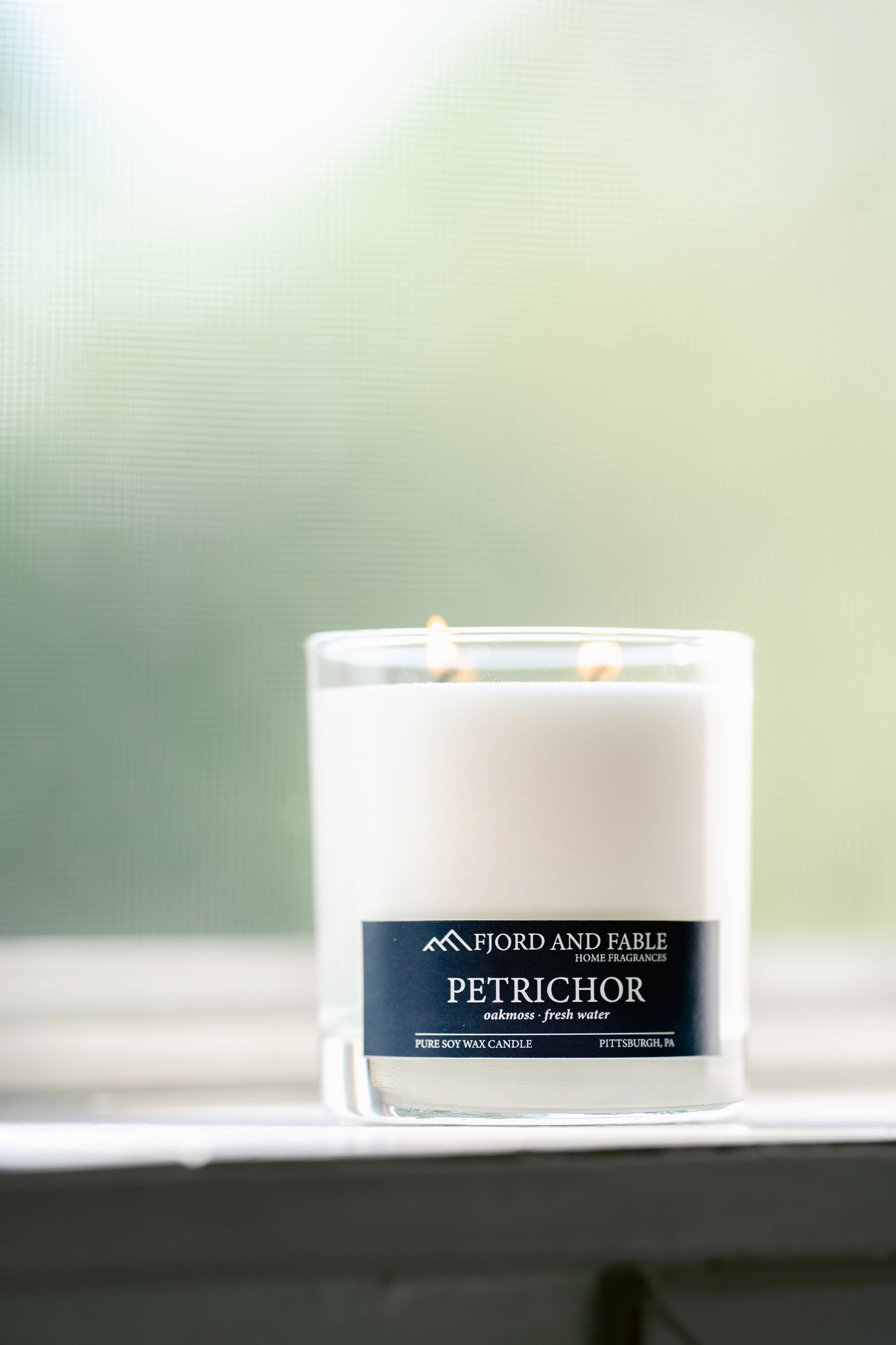 FJORD & FABLE - Wholesale Jar/Filled Candle - Petrichor Candle3