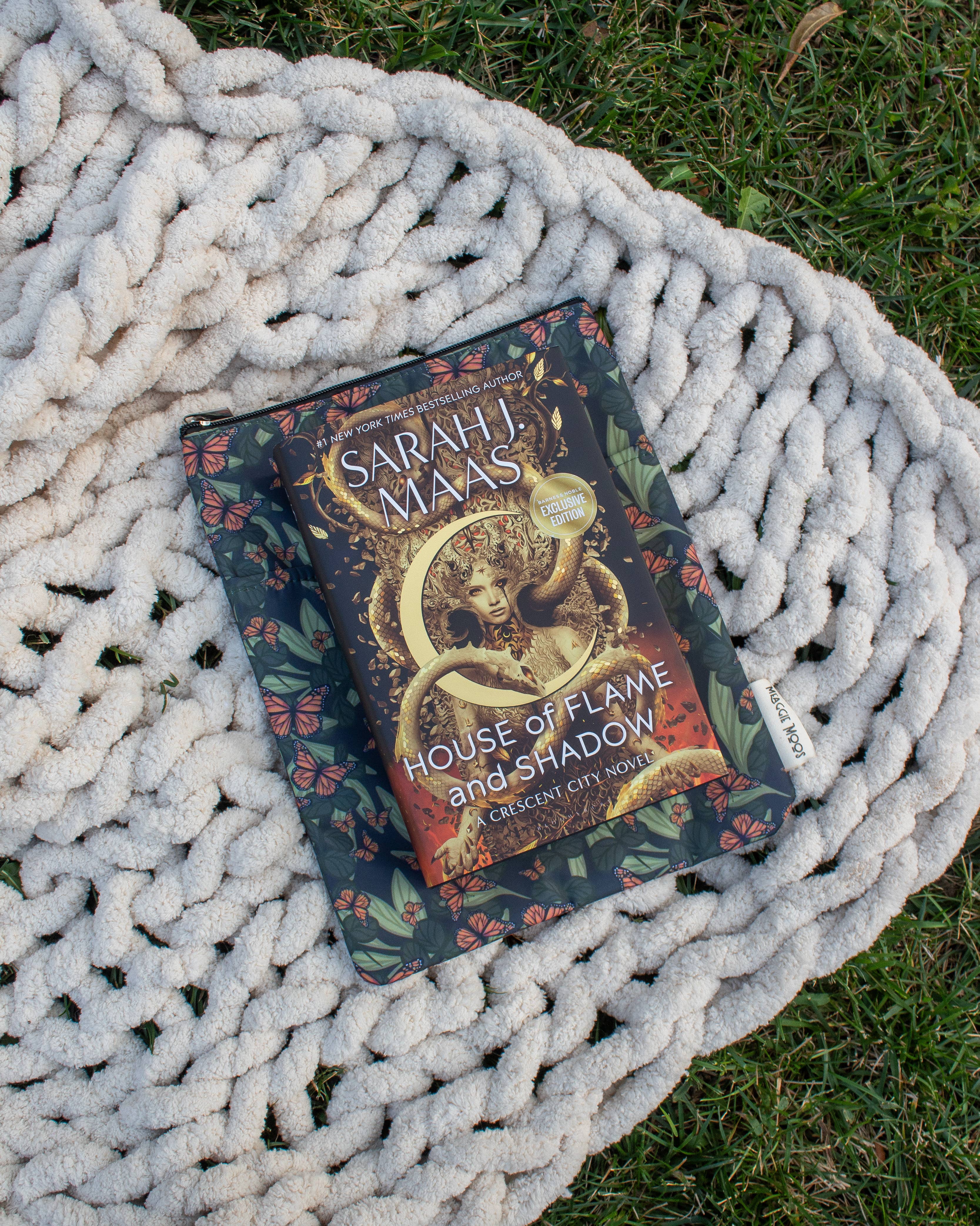 Meaggie Moos - Wholesale Book Cover - Book / Tablet Sleeve | Butterfly Garden9