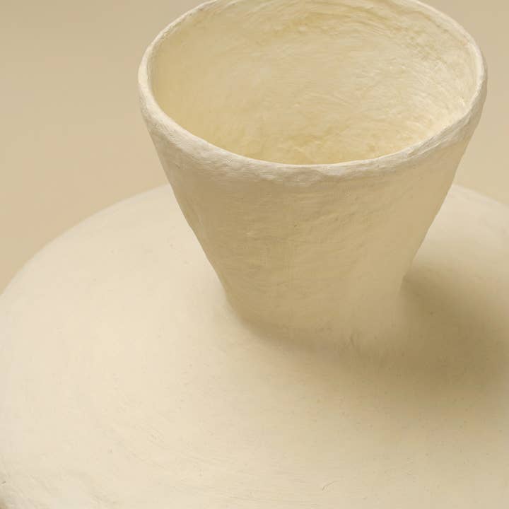 Indaba Trading - Wholesale Vase - Selene Paper Mache Vase1