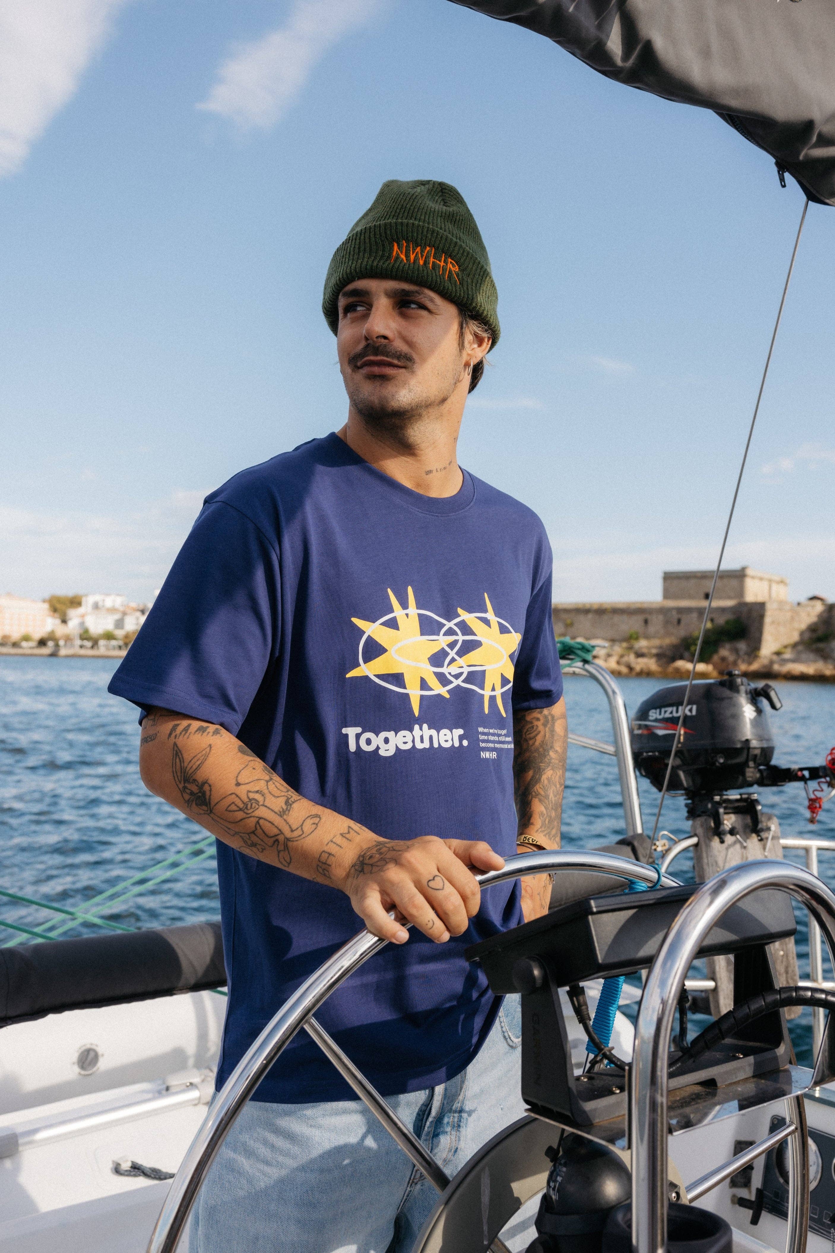 NWHR – wholesale Screen printed t-shirt – unisex – Star navy t-shirt - Organic Cotton1