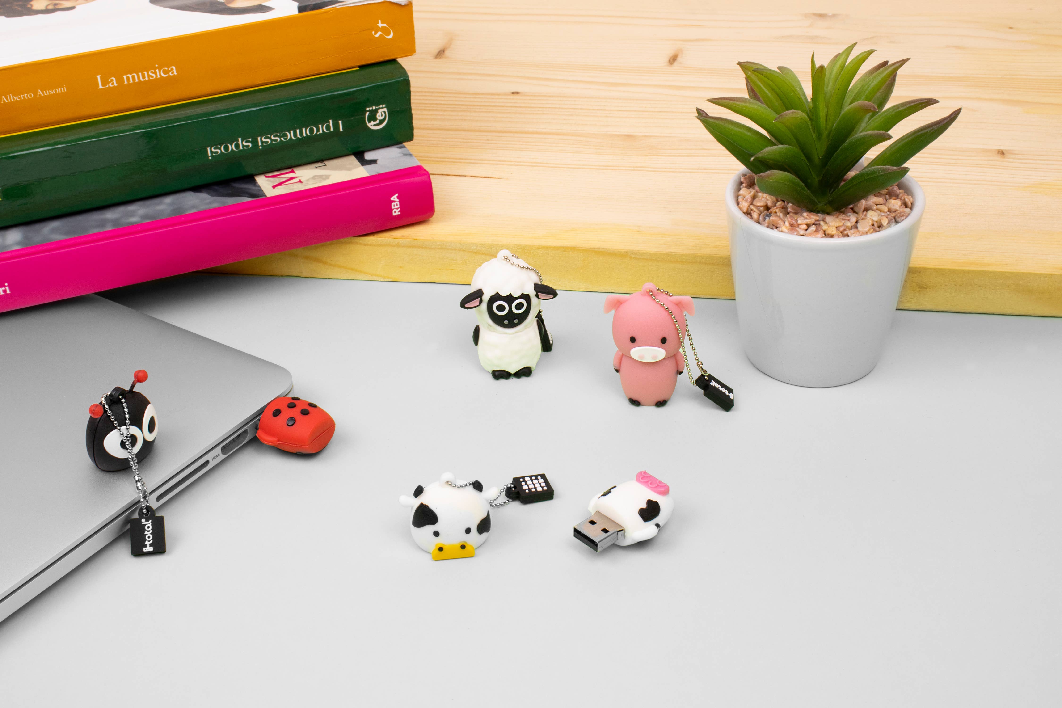 I-Total, I-Drink - Vente Clé USB - Clés USB 32 Go animaux de la ferme - présentoir de 16 pièces0