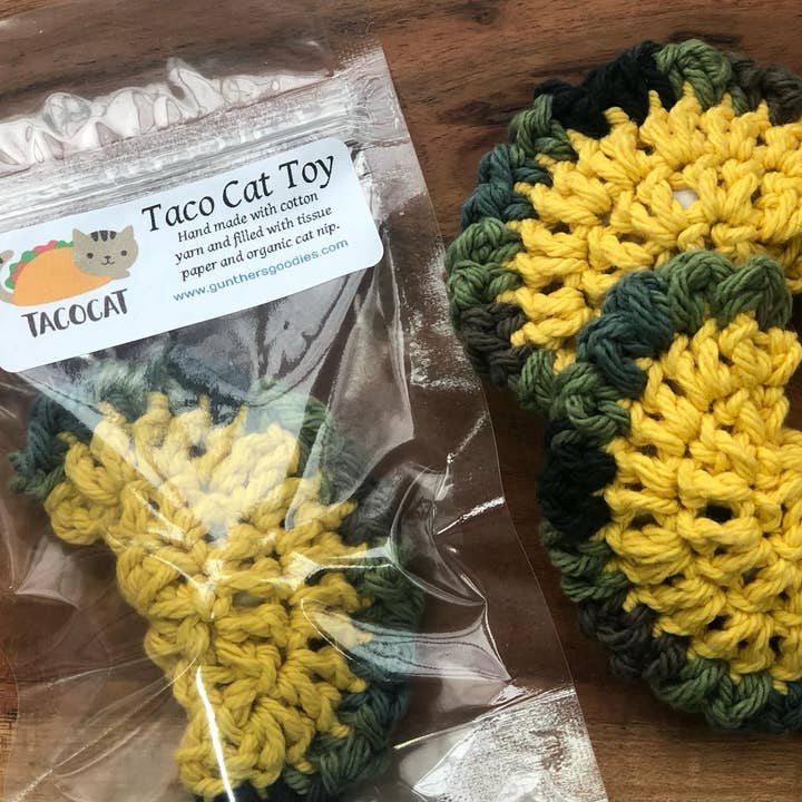 Gunther's Goodies - Wholesale Pet Toy - Cat - Hand crocheted Taco Cat Catnip Toy