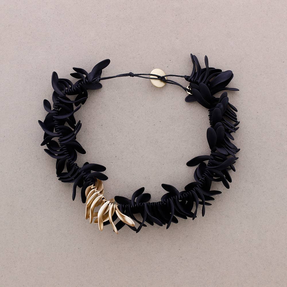 Sonata - Wholesale Choker/Collar - Petalos Resin Necklace0
