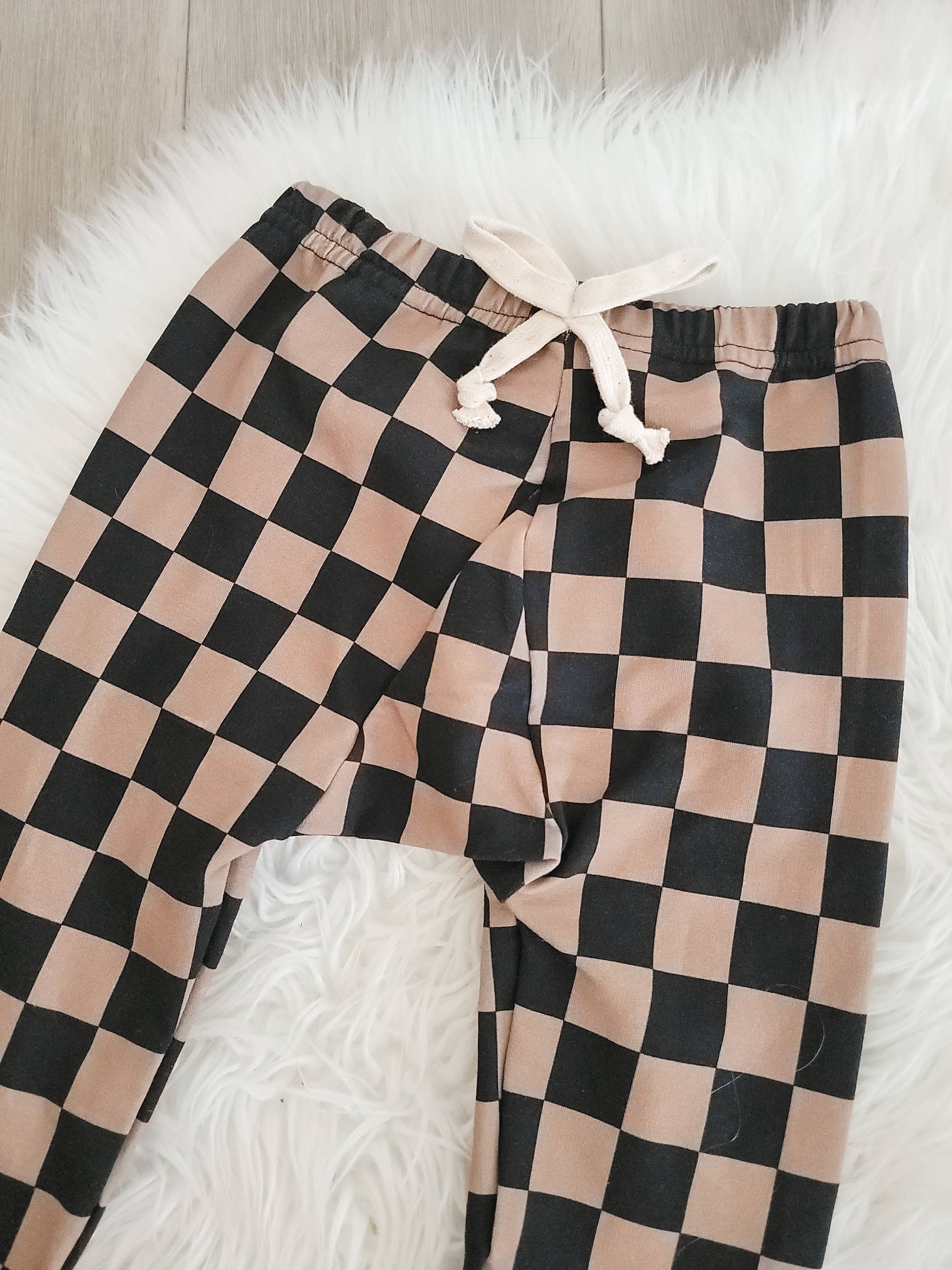 Rufflеѕ & Bоwtіеѕ - Affordable Boys & Girls Clothing - Wholesale Sleepwear Set - Kids - Unisex Toddler Kids 2 Piece Jogger Set - Black & Brown Check6