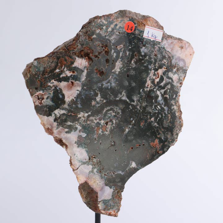 Mi Esperanza Minerals - Wholesale Spiritual Stone/Crystal - Pink Amethyst on Pin1