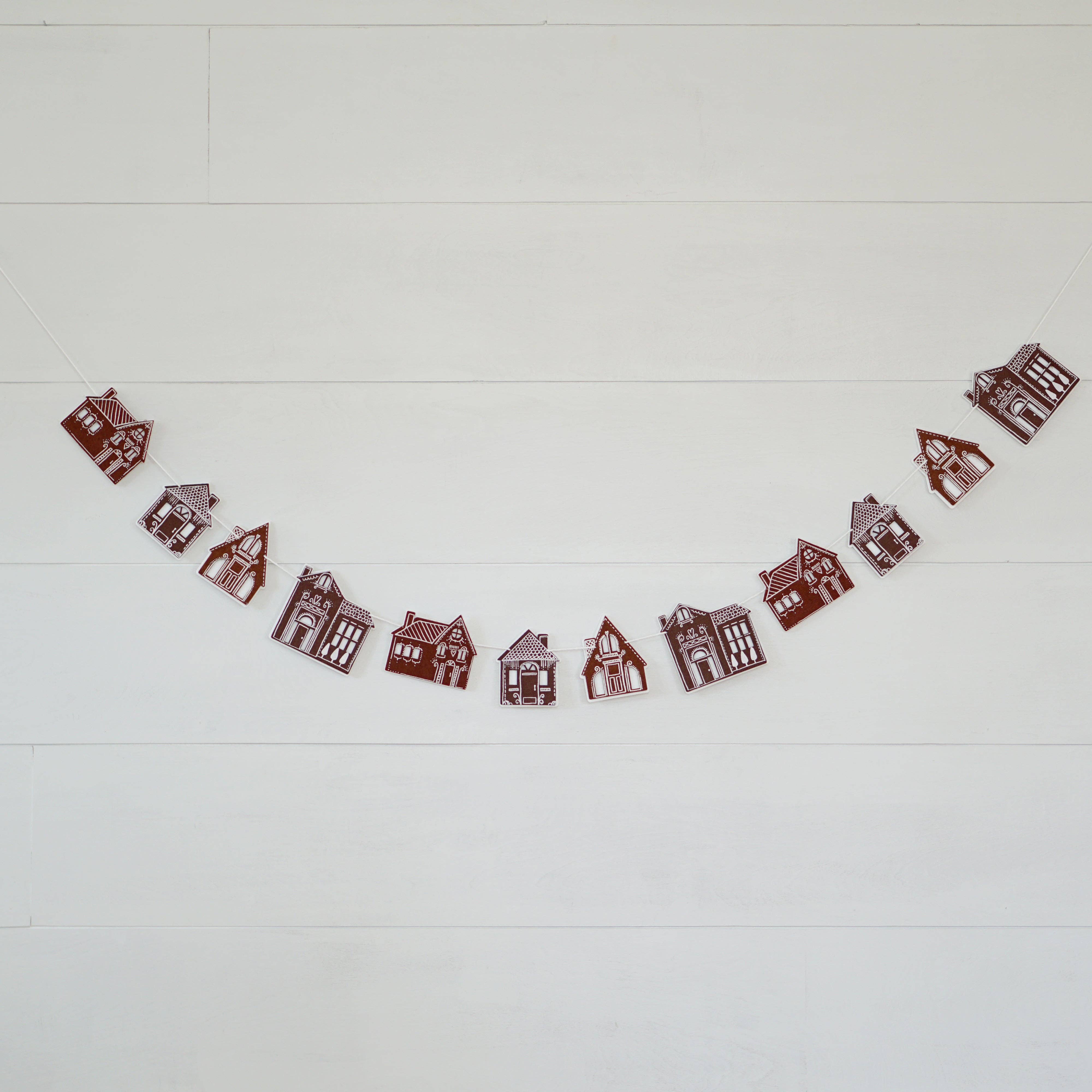 Decomod - Wholesale Bunting/Garland - Gingerbread House Garland1
