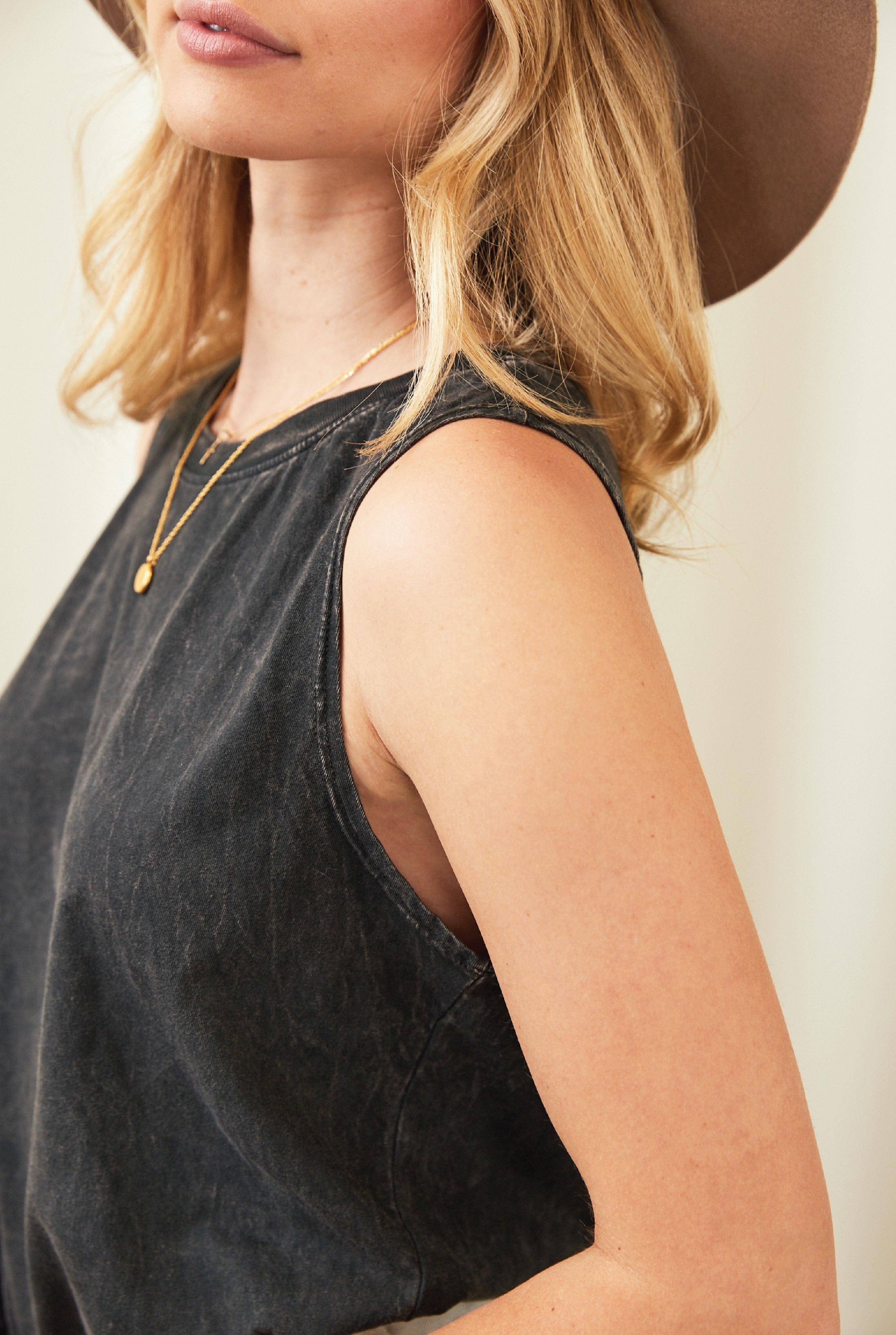 OAT COLLECTIVE - Wholesale Tanktop - Dames - CAMPING CREW tanktop met minerale print4