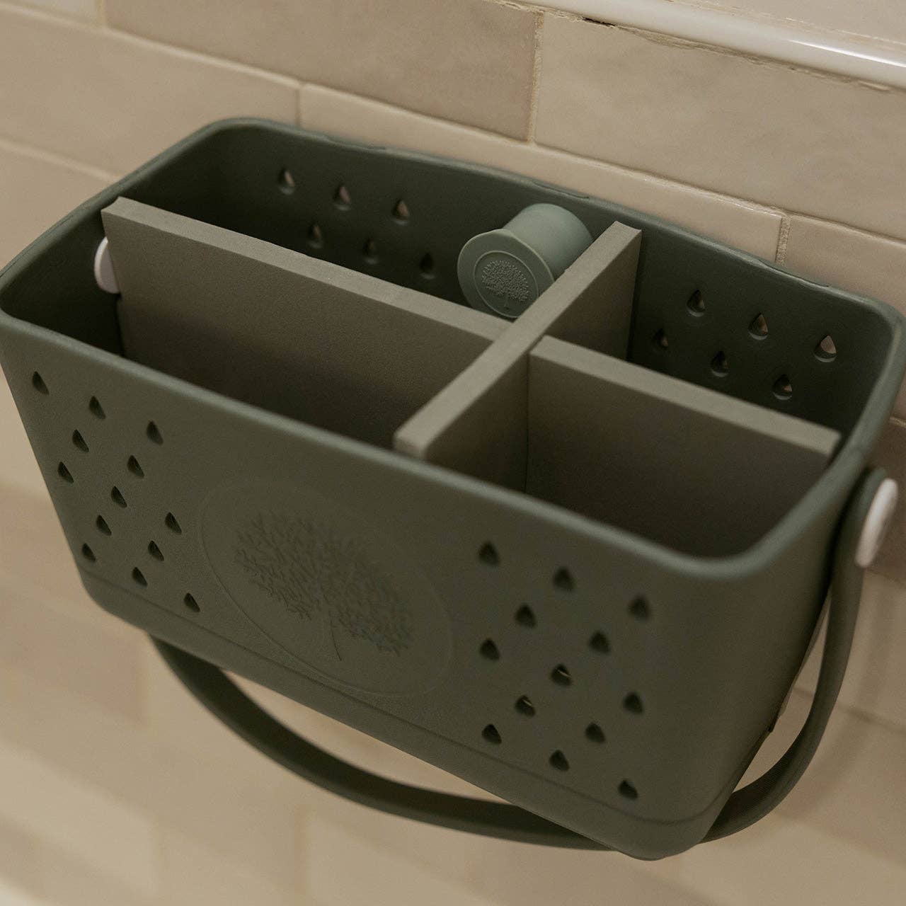 Parker Baby Co. - Wholesale Bath caddy - Silicone Bath Hook2