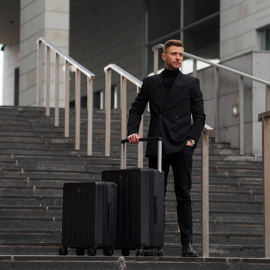 James Hawk - Wholesale Luggage - Check-in Suitcase9