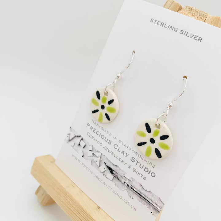 Grøn & sort cirkel øreringe - Sterling sølv for engroshandel hos Precious Clay Studio