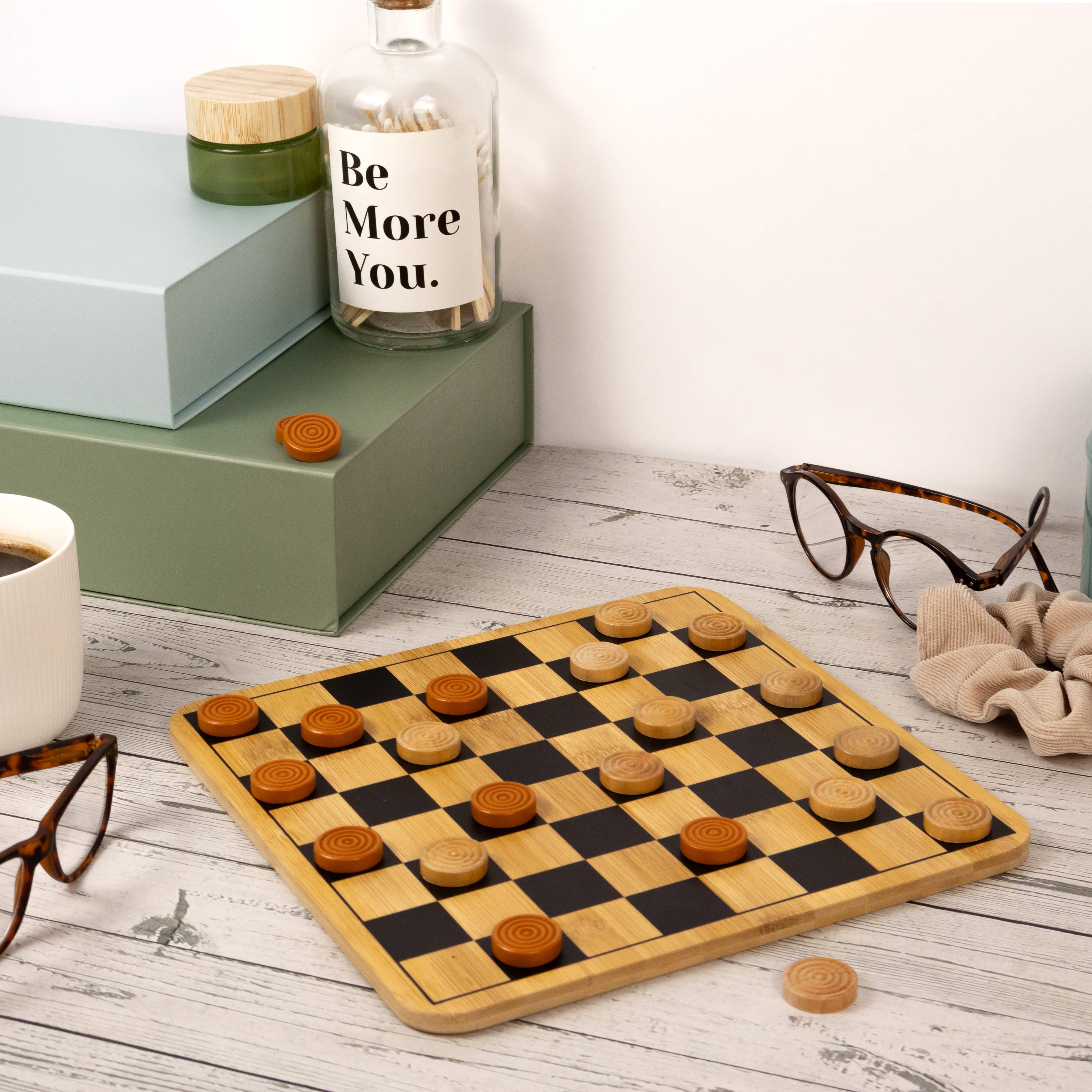 Robert Frederick Ltd – wholesale Brädspel – Bambu Chequers Set4