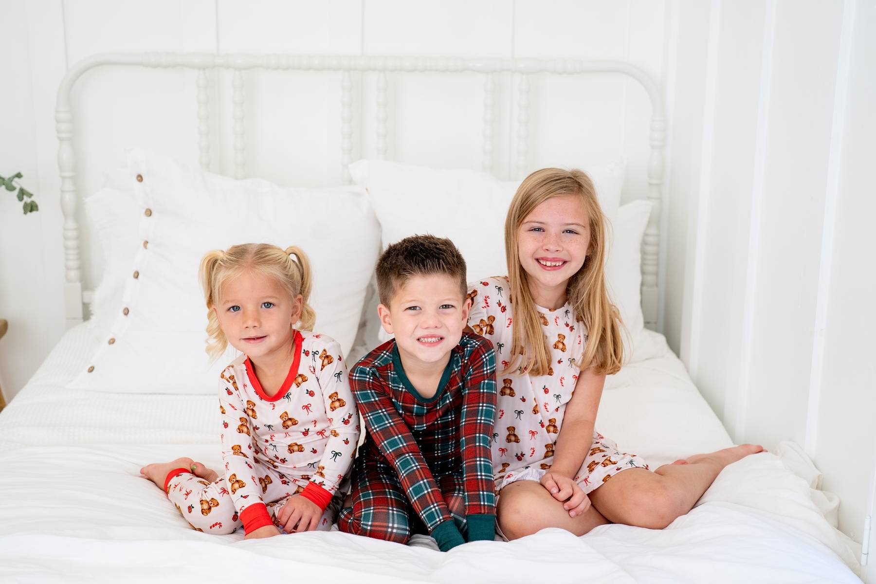Boosh Baby - Wholesale Sleepwear Set - Kids - Classic Christmas Plaid Boys Pajamas 🎁✨| Two-Piece Set8