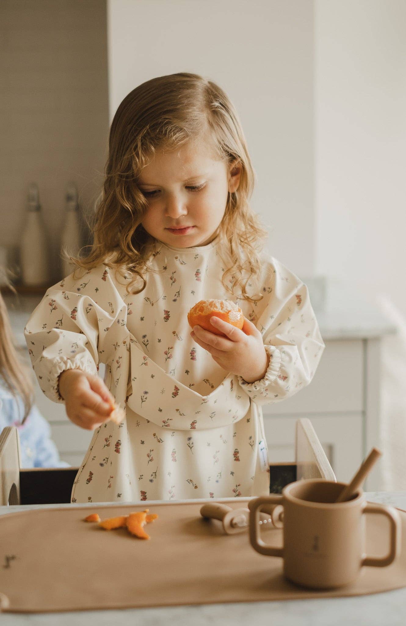 Micasso & Co - Wholesale Apron - Kids - Long-sleeve bib with integrated pocket11