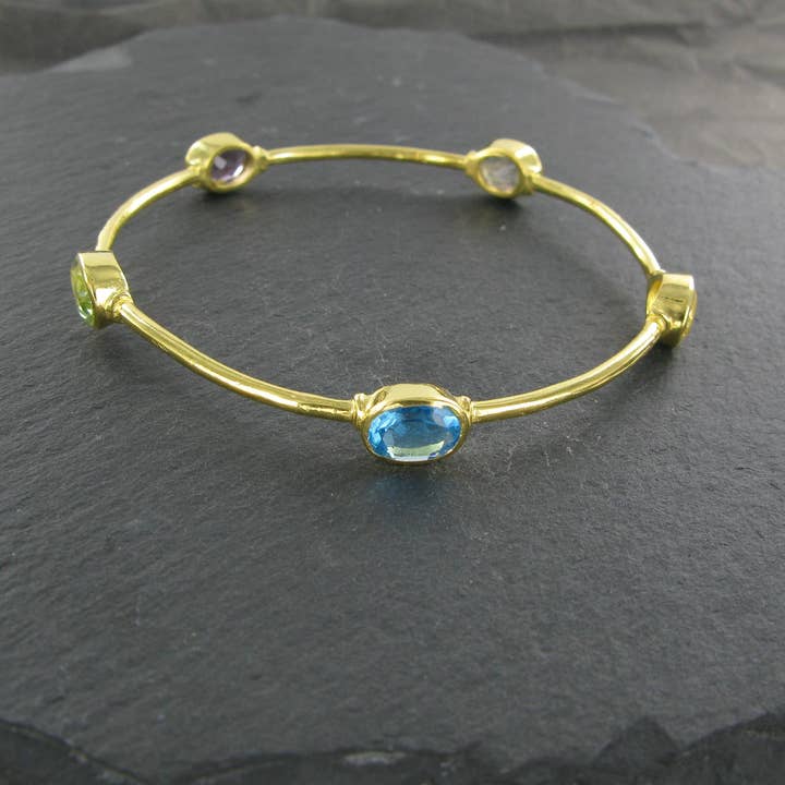 Siren Silver Ltd - Vente Bracelet jonc - Bracelet en laiton avec pierre ovale facettée