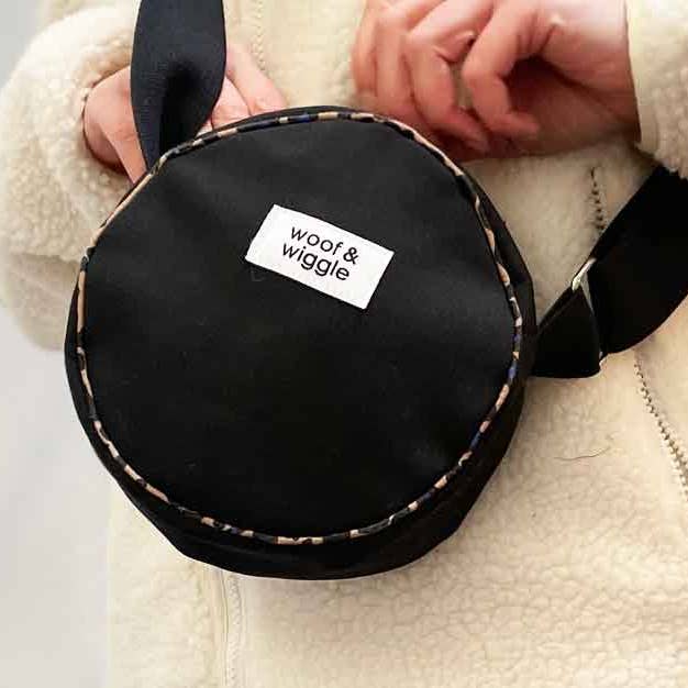 Oh La La Leo promenadväska för wholesale av woof & wiggle