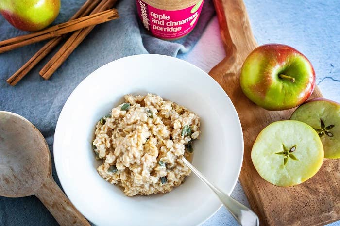 Simplyseedz - Wholesale Breakfast Cereal - Quick Porridge Pot (60g) 9 x pots - Apple & Cinnamon3