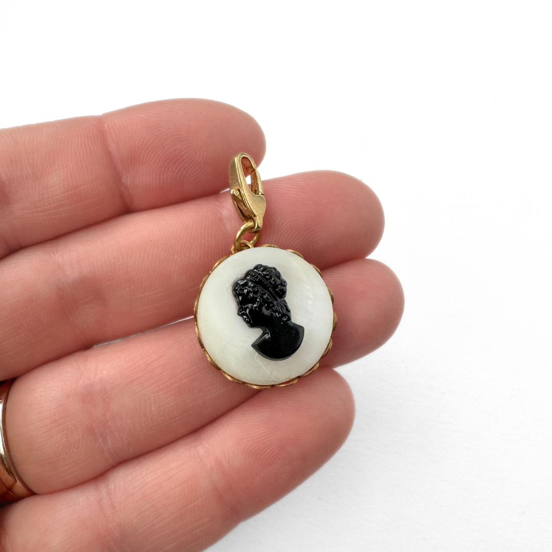 Lulu’s Petals - Wholesale Individual Charm/Pendant - Circular black and white vintage cameo charm1