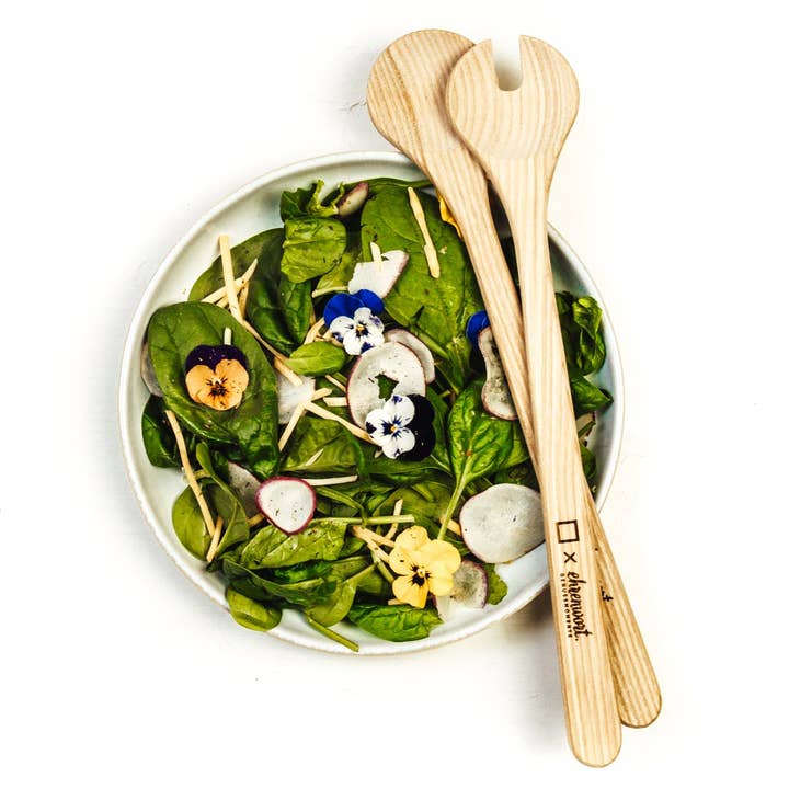 Salad servers made from Bregenzerwälder kernel for wholesale by ehrenwort. Genussmomente