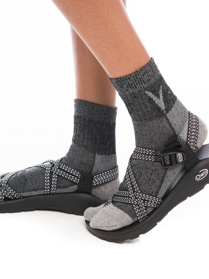 V-Toe Socks, Inc - Vente Chaussettes – unisexe - Chaussettes Tabi en laine gris anthracite à bout fendu Chaco Randonnée Casual0
